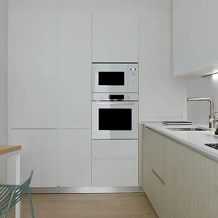 Marcial Central, Modern And New. *